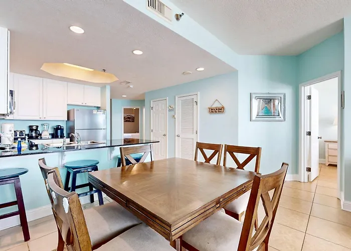 Gulf-front W Big Views Balcony Wifi & Shared Pools Hot Tubs & Gym Holiday home