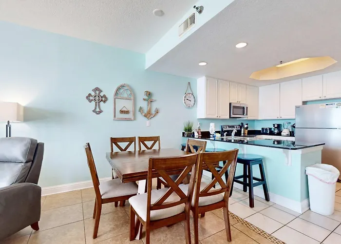 Gulf-front W Big Views Balcony Wifi & Shared Pools Hot Tubs & Gym *