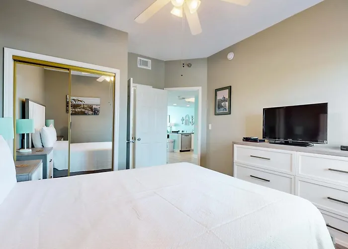 Gulf-front W Big Views Balcony Wifi & Shared Pools Hot Tubs & Gym