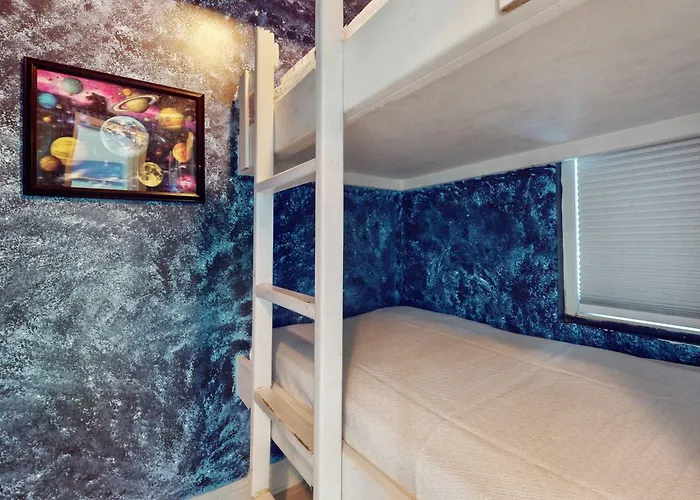 Holiday home Gulf-front W Big Views Balcony Wifi & Shared Pools Hot Tubs & Gym